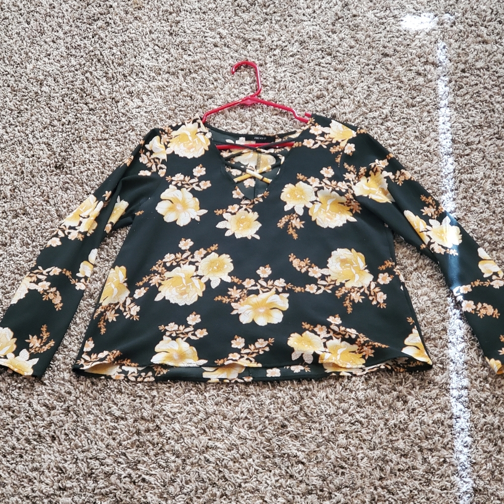 Forever 21 Long Sleeve Top